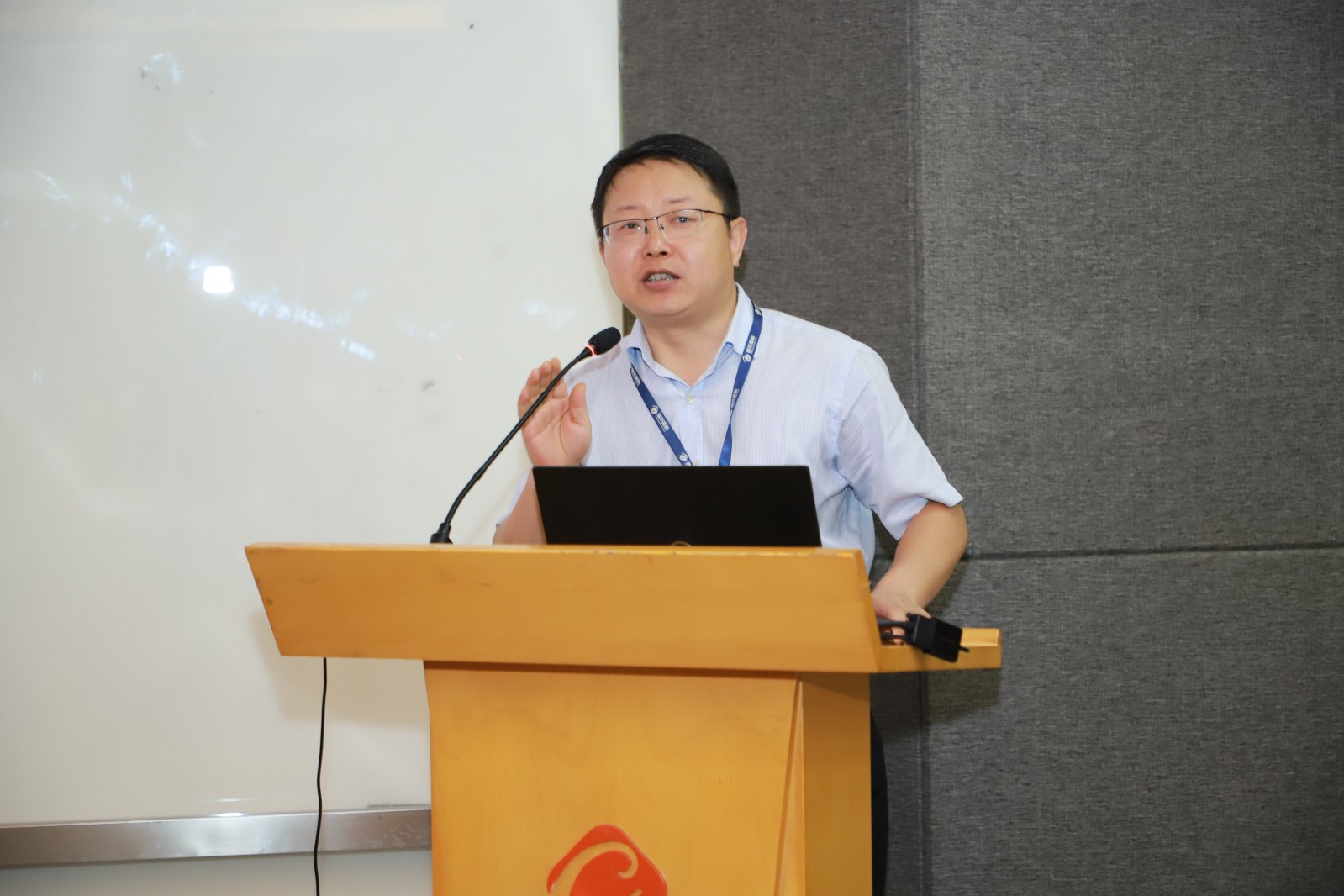 1627885992355337EYtD.jpg 1627885992355337EYtD.jpg