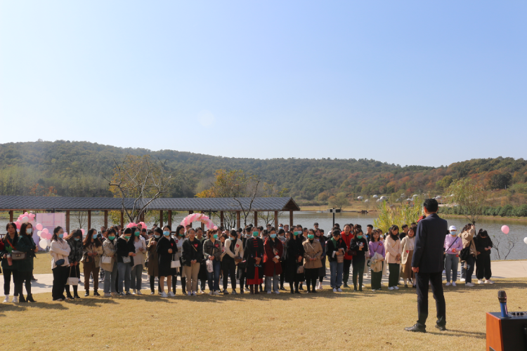 1637025945541552R1nb.png Background (2).png