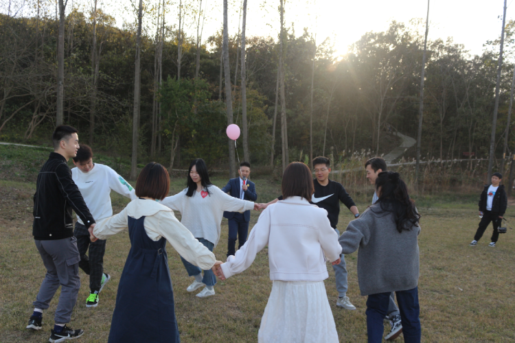 1637025971783890sXE9.png Background (4).png