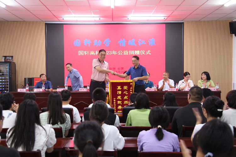 1693900027541293HoBd.jpeg IMG_2919 (1).jpeg