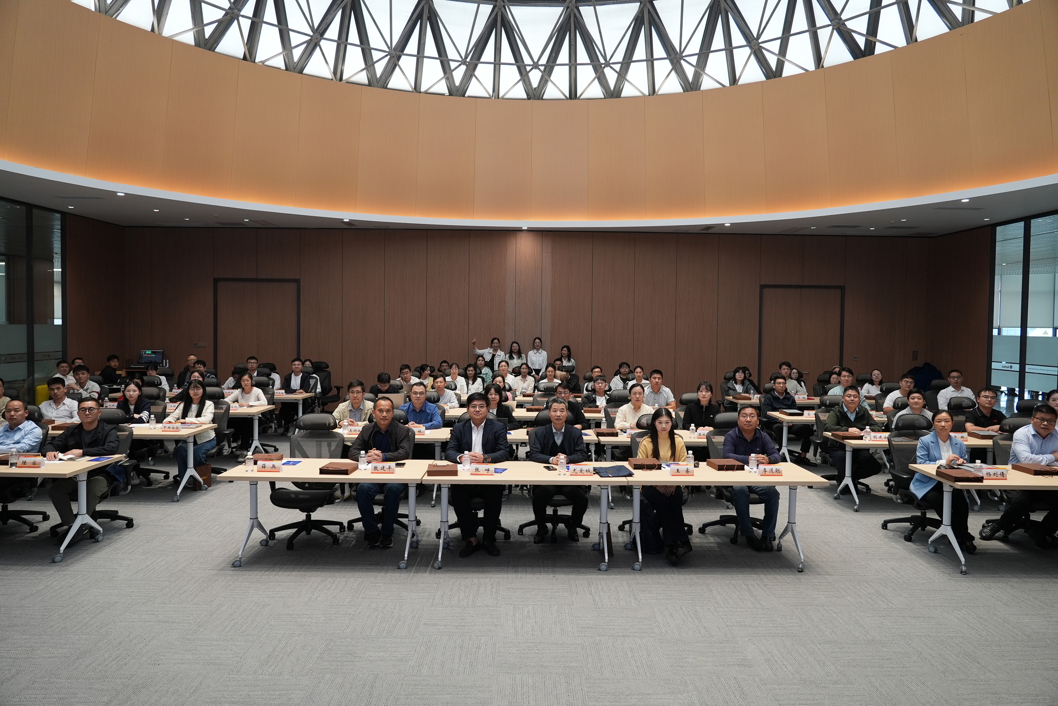 1761211537151033lX2B.jpg DSC05738(1).jpg